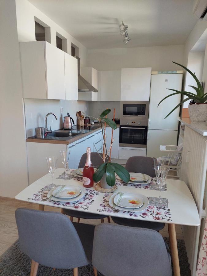 Emily Apartment Košice Eksteriør billede