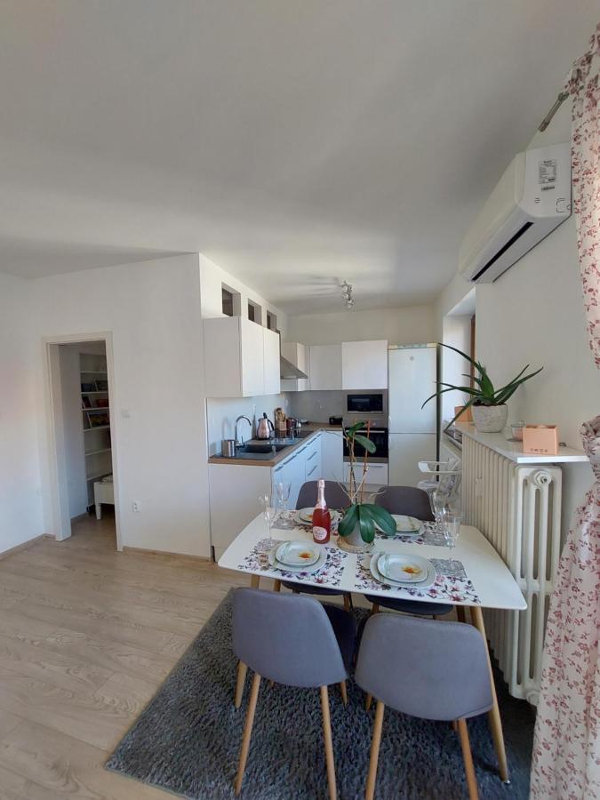 Emily Apartment Košice Eksteriør billede