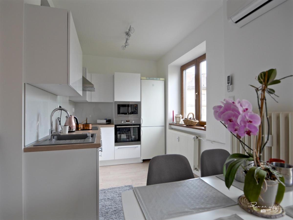 Emily Apartment Košice Eksteriør billede