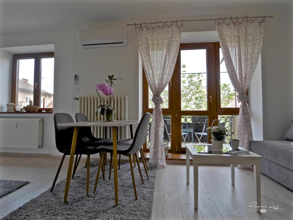 Emily Apartment Košice Eksteriør billede